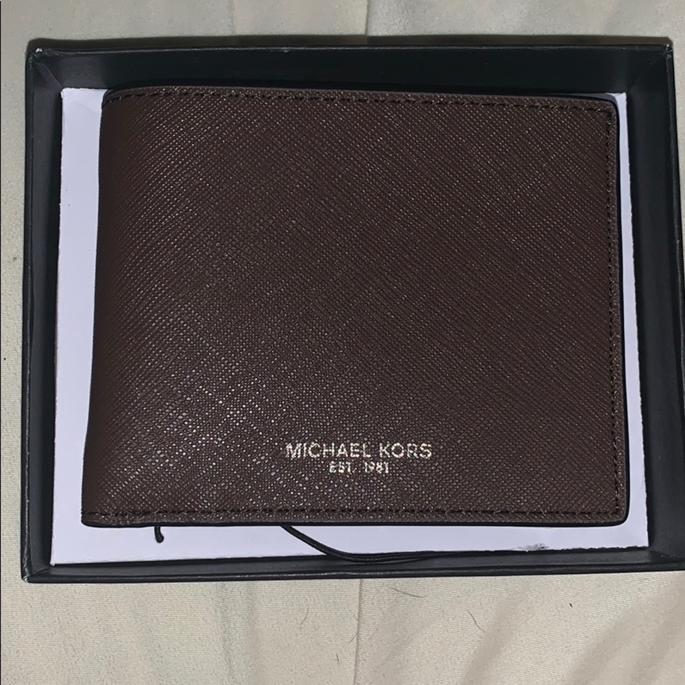 Brown leather Michael Kors wallet
